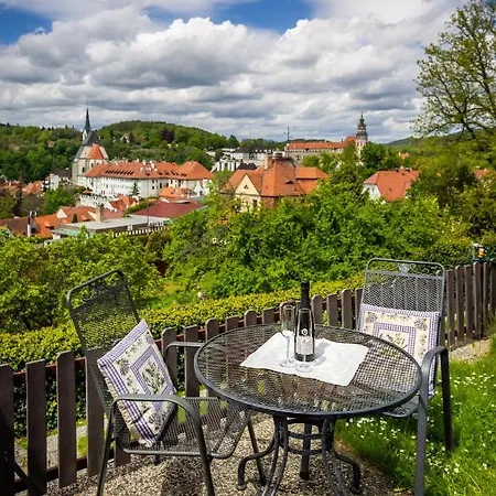 アパートホテル Gardena 3*