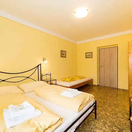 Gardena アパートホテル 3*