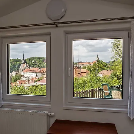 Gardena 公寓式酒店